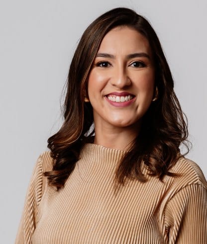 Médica especialista em catarata e glaucoma